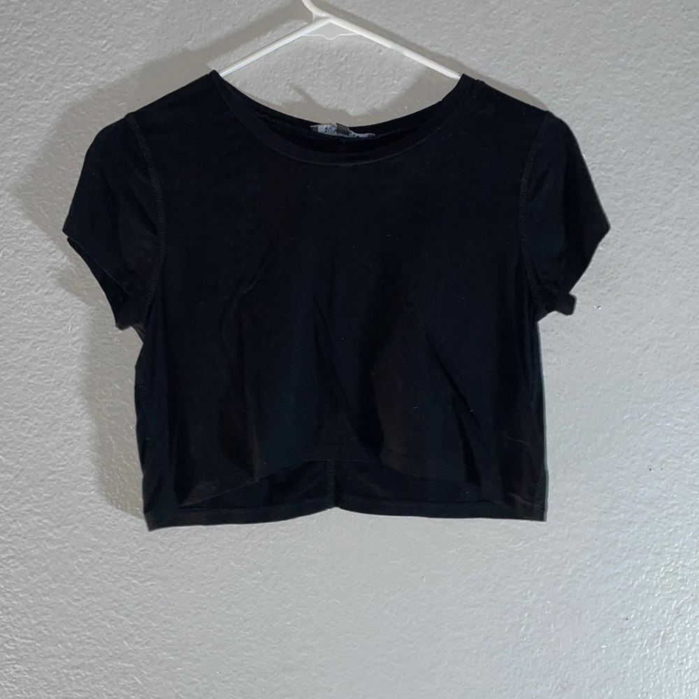 Black Crop T-shirt